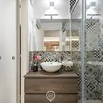 Adriana's New Loft شقة كالياري